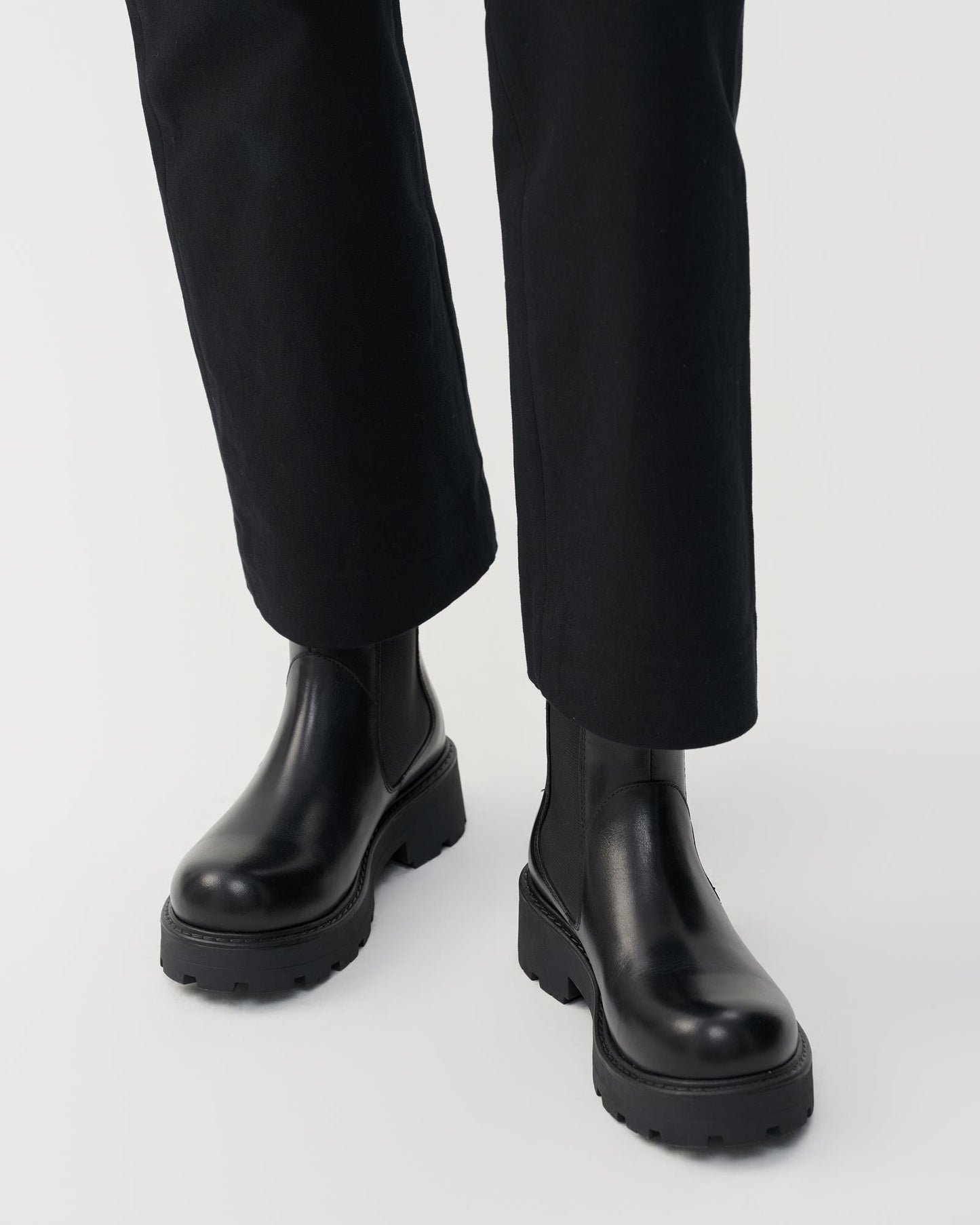 Vagabond Cosmo 2.0 chelsea boots