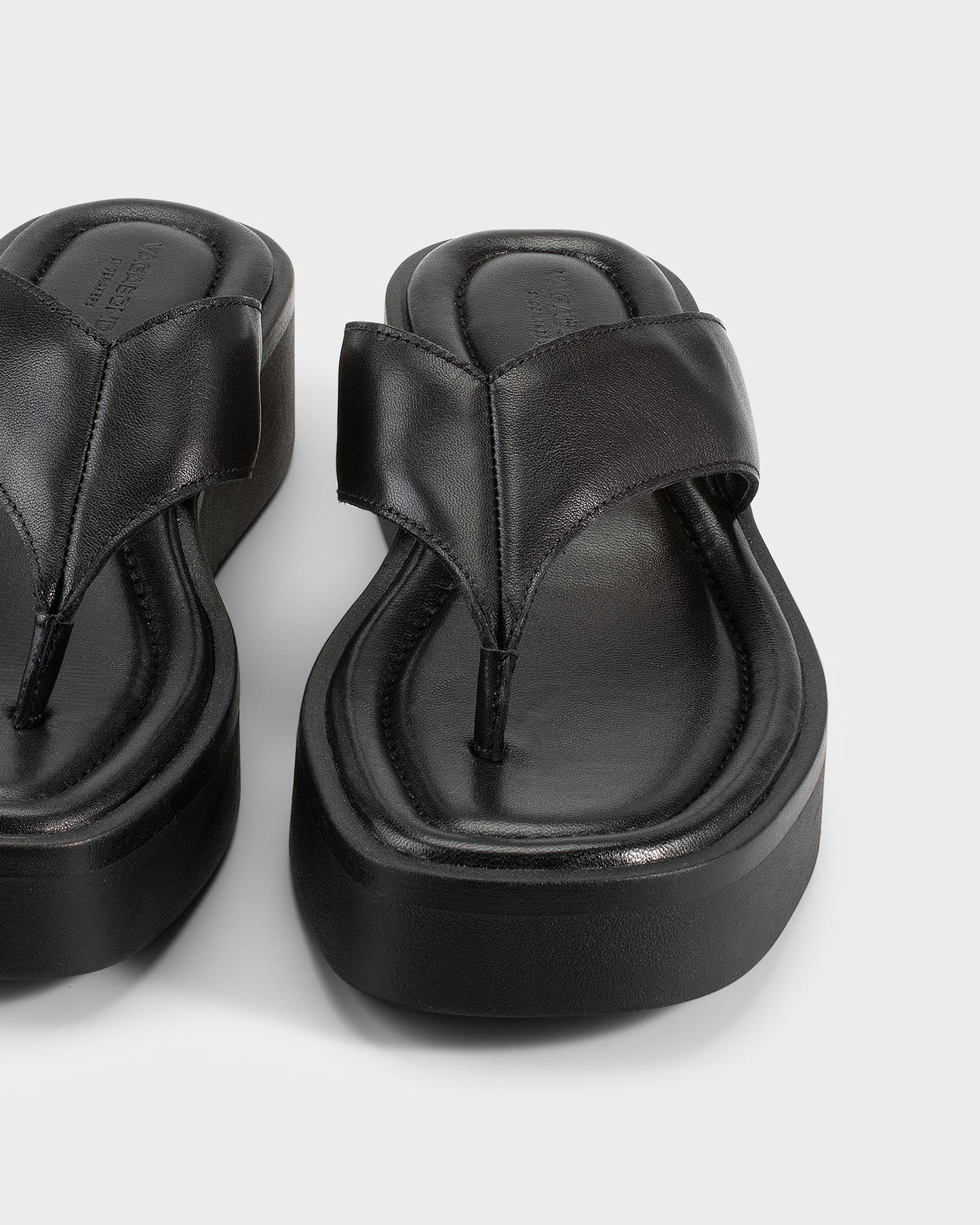 Vagabond Danya sandals
