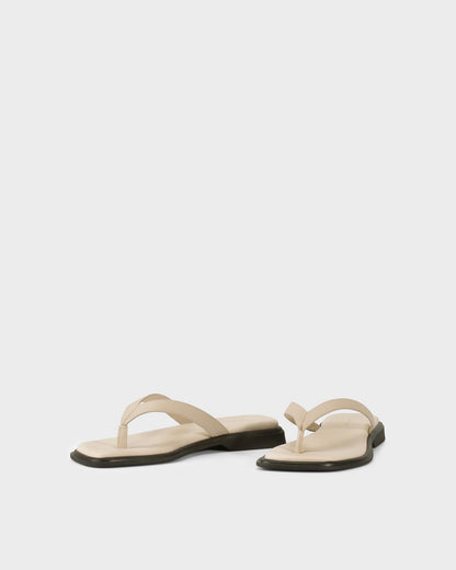 Vagabond Izzy sandals