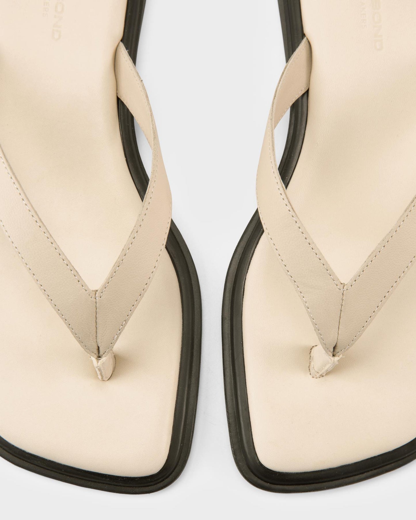 Vagabond Izzy sandals