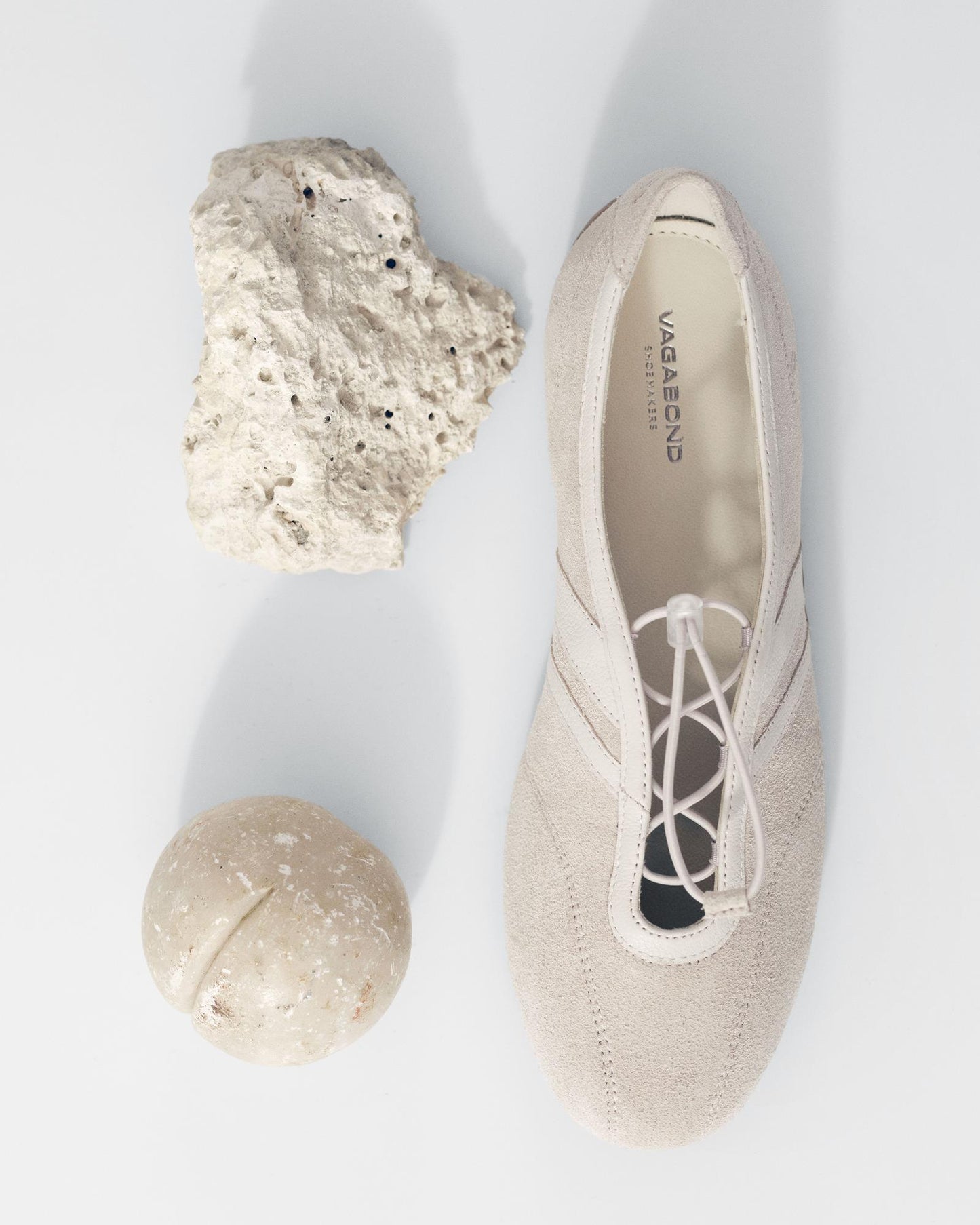 Vagabond Hollie ballet flats
