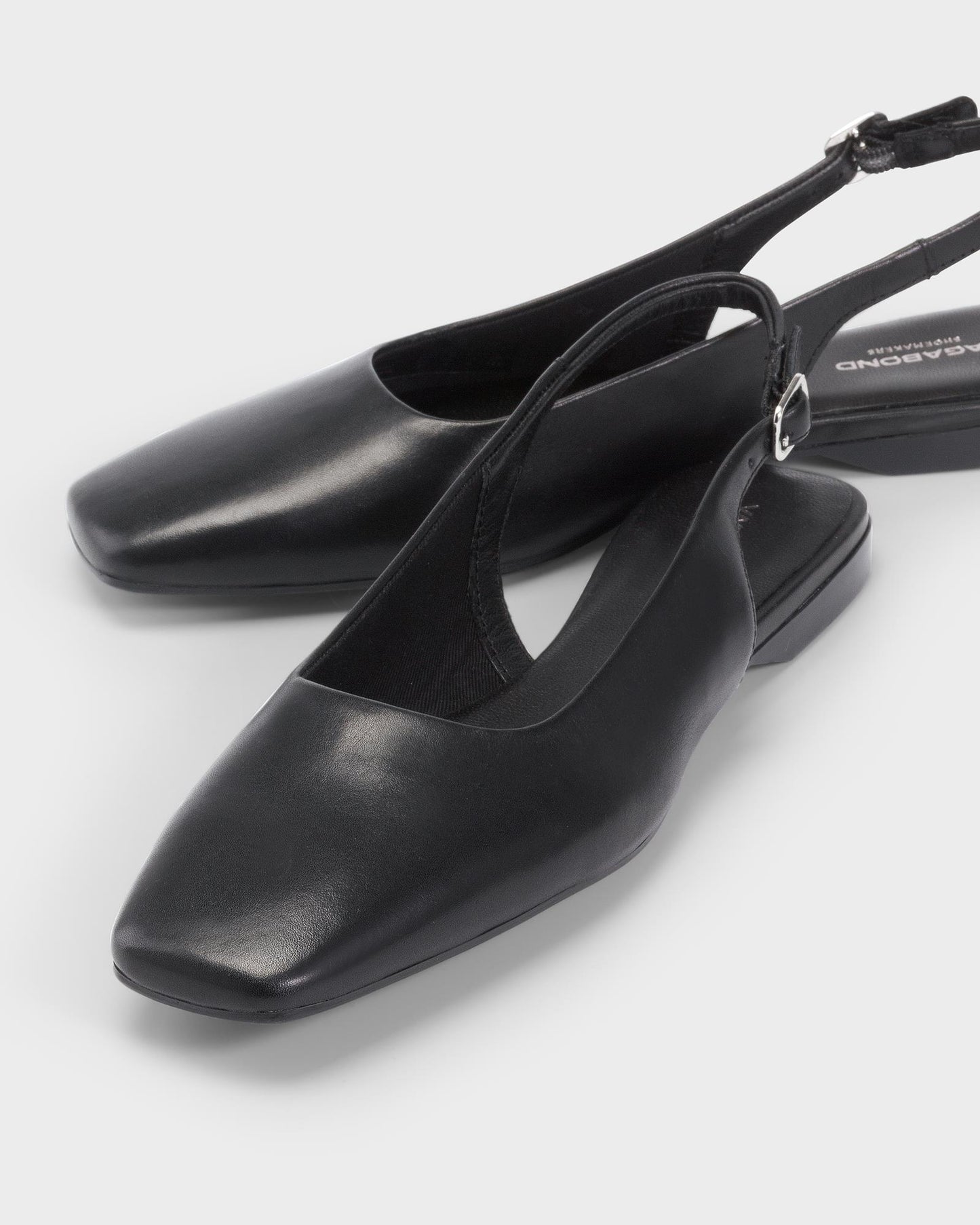 Vagabond Delia ballet flats