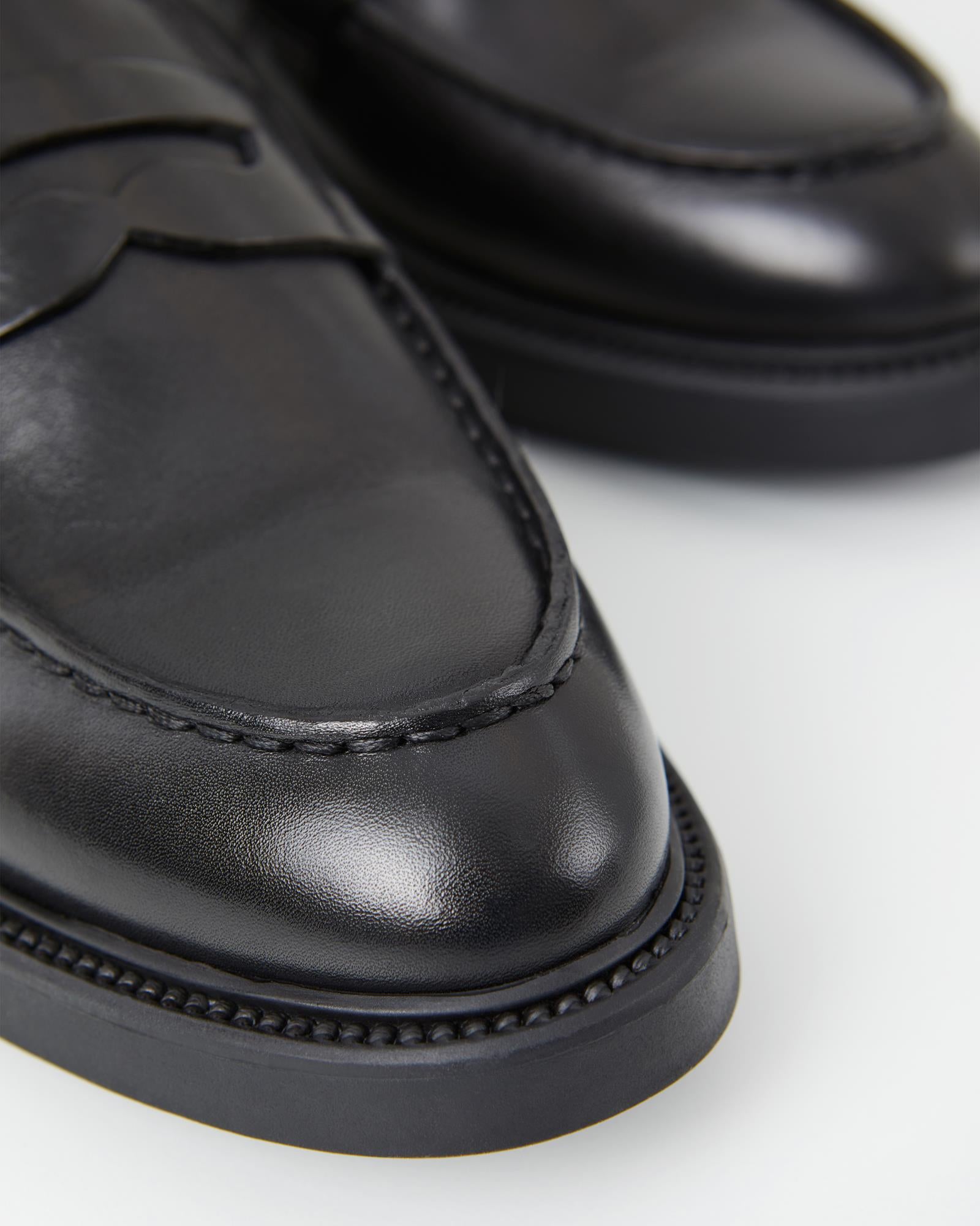 Vagabond Alex w loafers