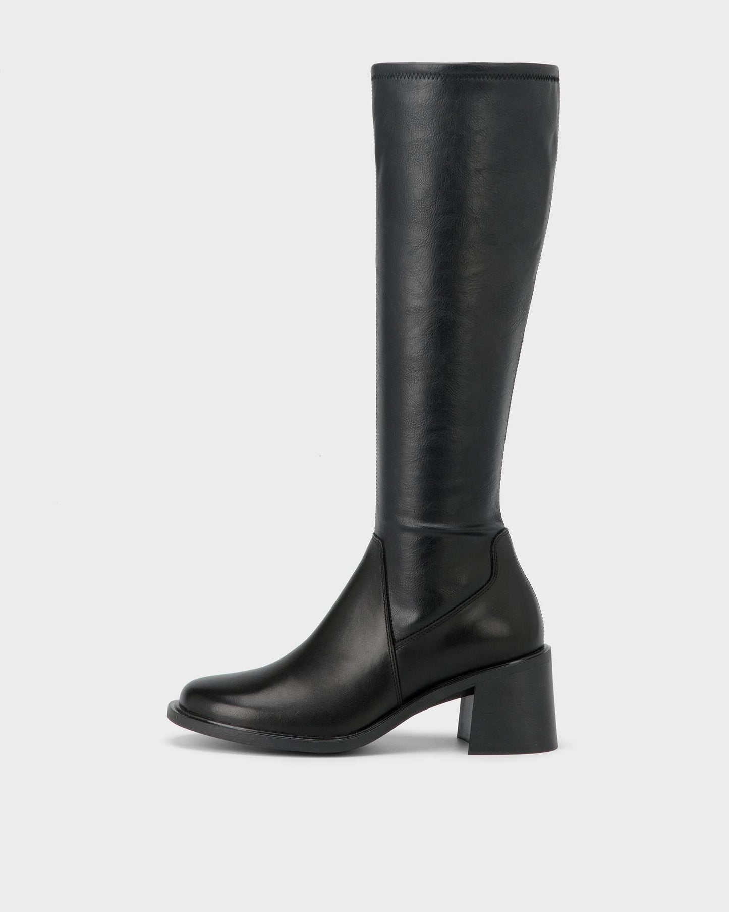 Vagabond Vega boots