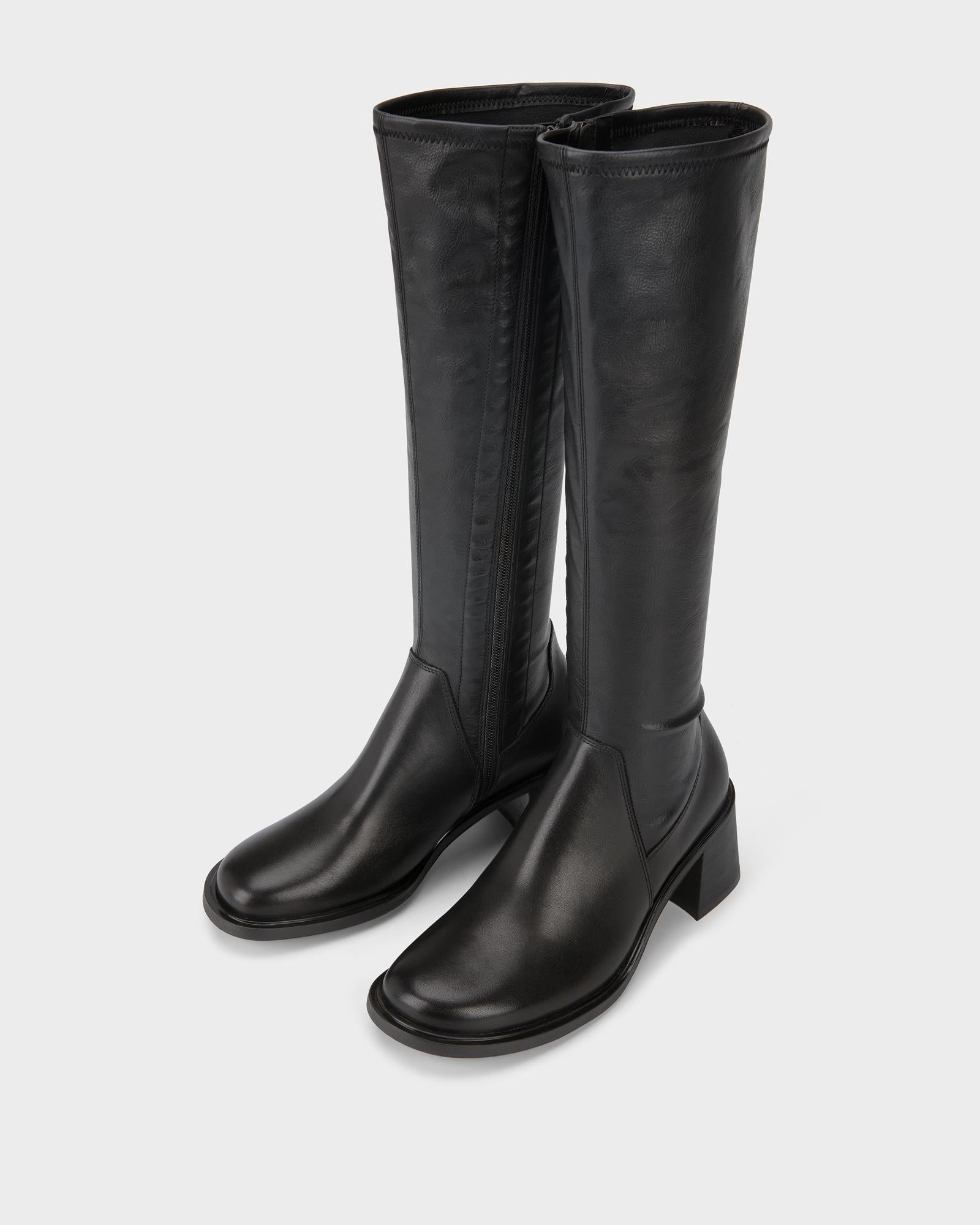 Vagabond Vega boots