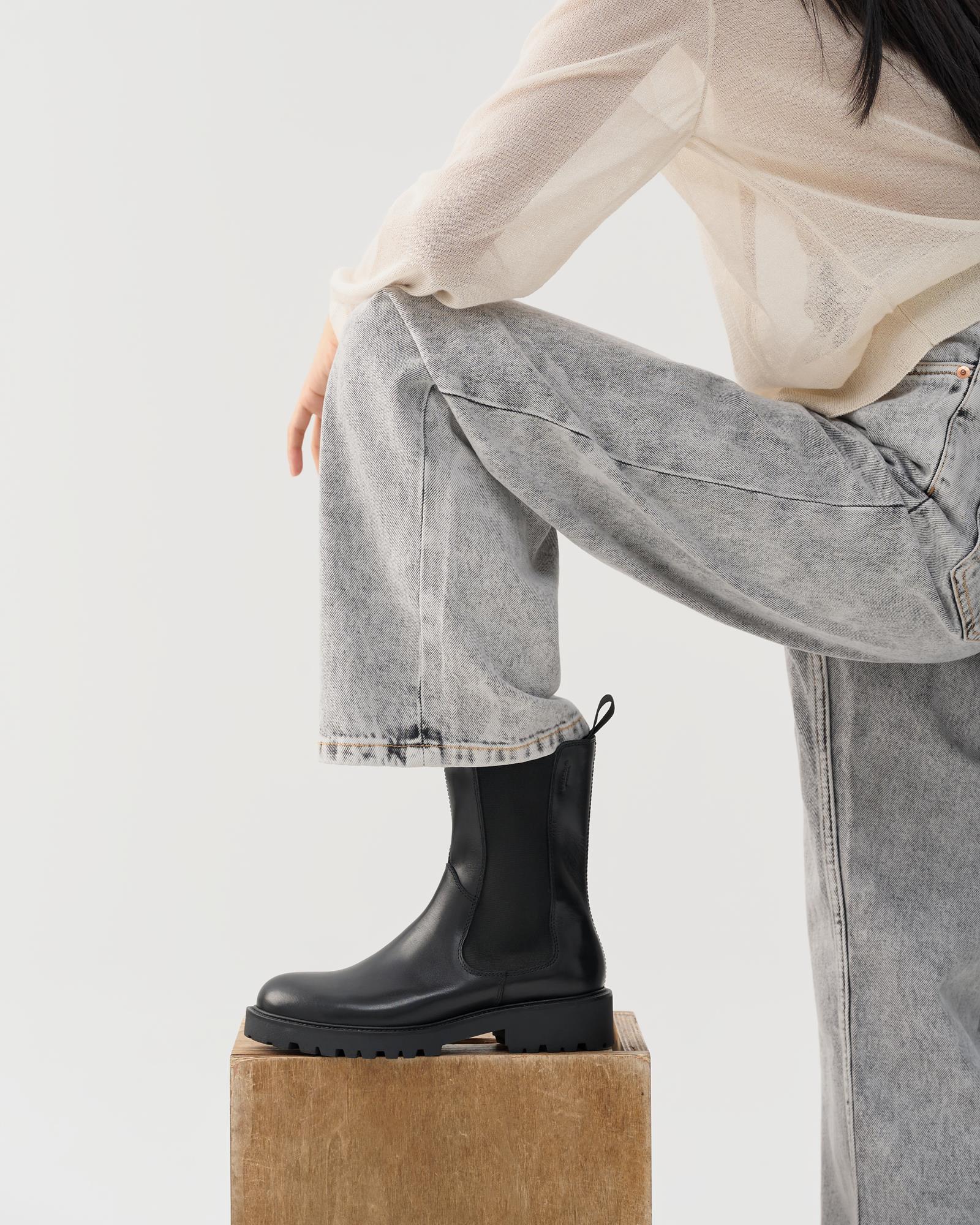 Vagabond Kenova chelsea boots