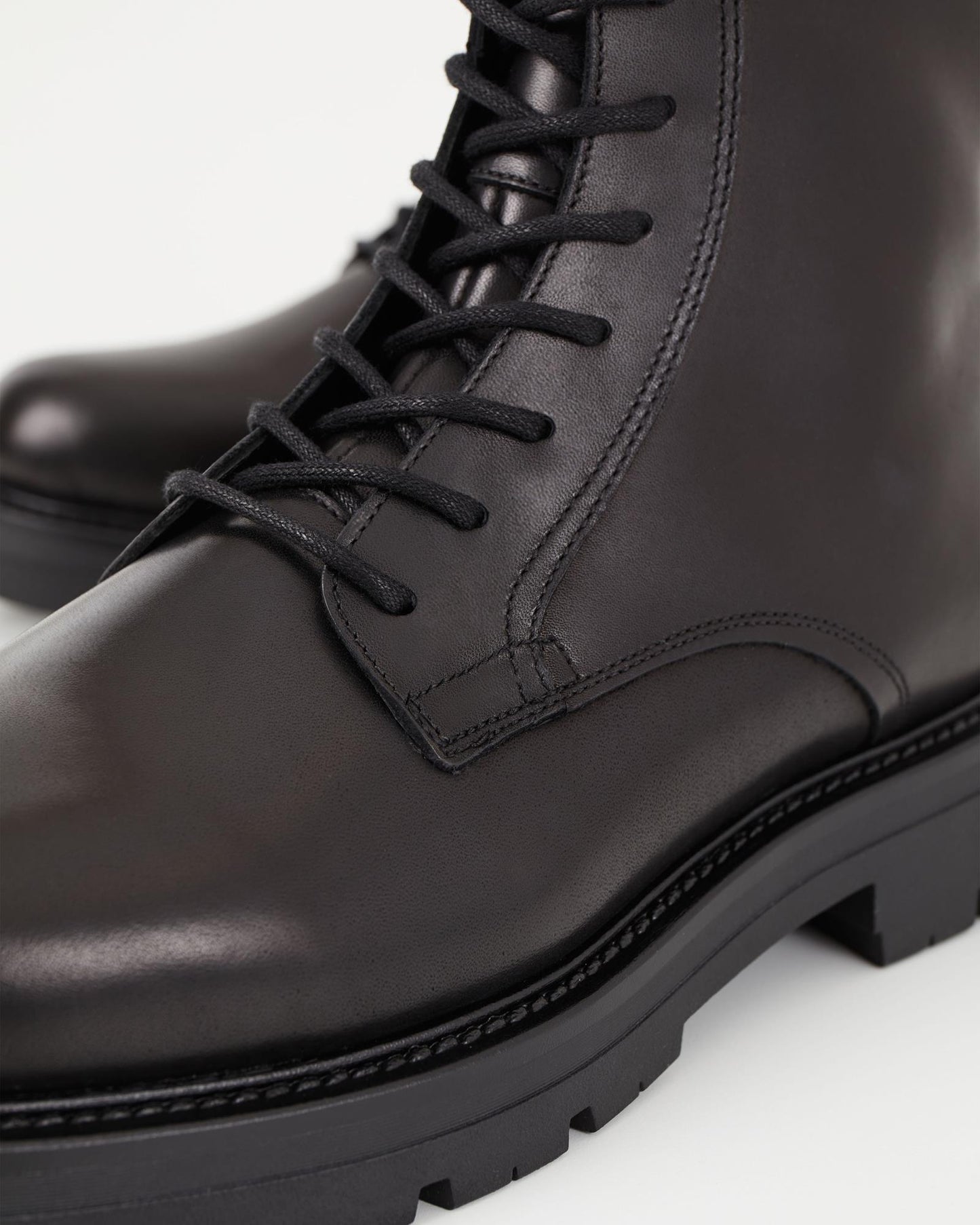 Vagabond Cameron boots